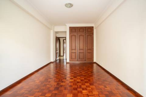 Apartamento T3, Aranguês, Setúbal