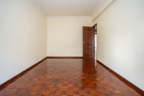 Apartamento T3, Aranguês, Setúbal