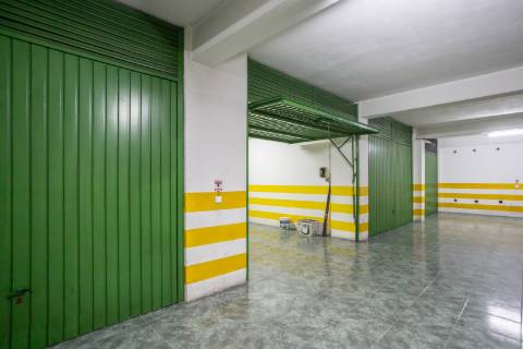 Apartamento T3 com Box, Aranguês, Setúbal