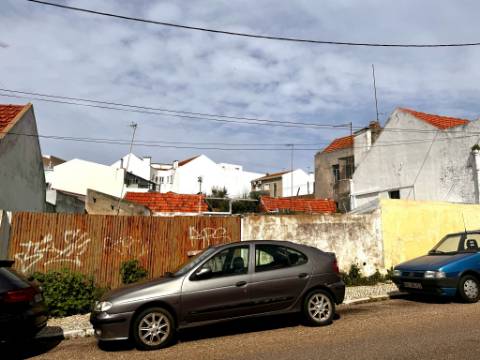 Lote ,bairro Santos Nicolau, Setubal