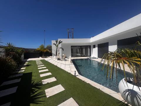 Moradia T3, Jardins Santiago, Setúbal
