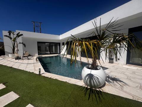 Moradia T3, Jardins Santiago, Setúbal
