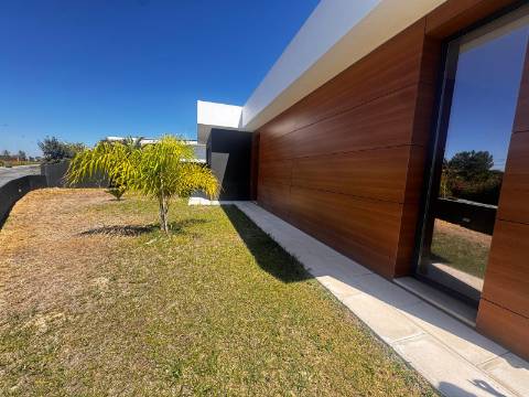 Moradia T3, Jardins Santiago, Setúbal
