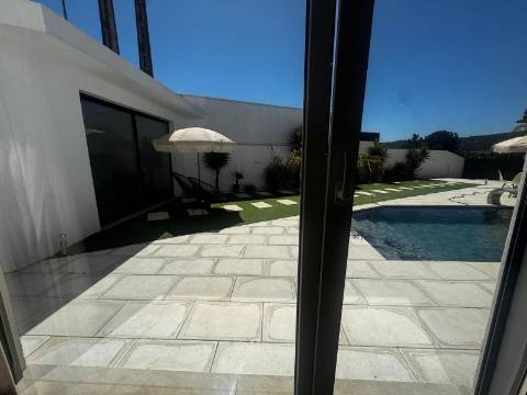 Moradia T3, Jardins Santiago, Setúbal
