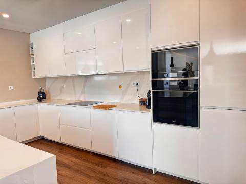 Moradia T3, Jardins Santiago, Setúbal
