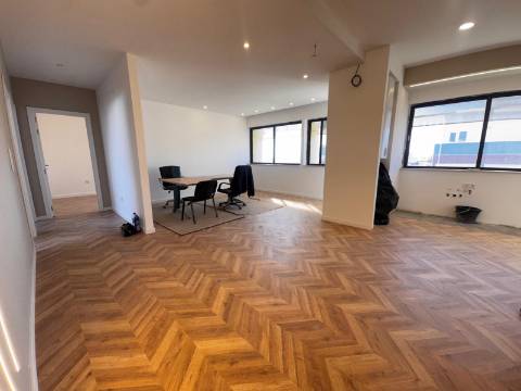 Apartamento T3, 5 de Outubro, Setúbal