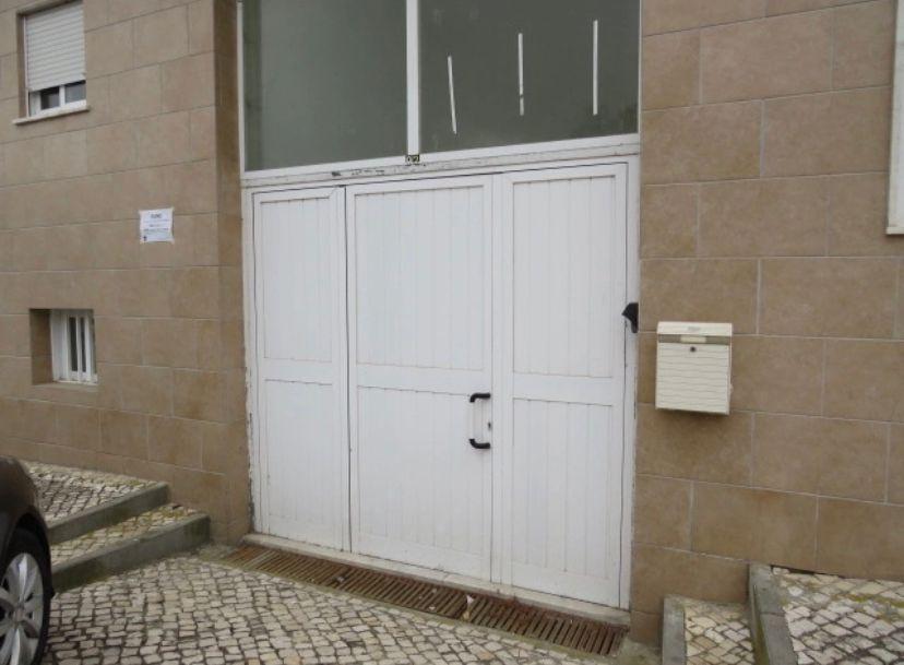 Garagem, Bairro Afonso Costa, Setubal