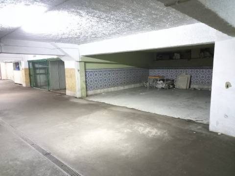 Apartamento T3 duplex, Costa da Caparica, Almada