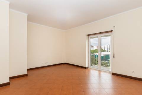 Apartamento ,T4 Bonfim ,Setubal