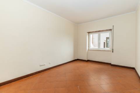 Apartamento ,T4 Bonfim ,Setubal