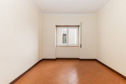 Apartamento ,T4 Bonfim ,Setubal