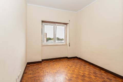 Apartamento ,T4 Bonfim ,Setubal