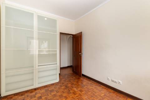 Apartamento ,T4 Bonfim ,Setubal