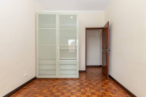 Apartamento ,T4 Bonfim ,Setubal