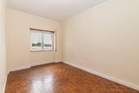 Apartamento ,T4 Bonfim ,Setubal