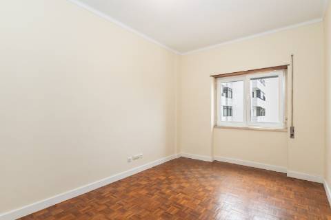 Apartamento ,T4 Bonfim ,Setubal