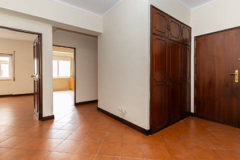 Apartamento ,T4 Bonfim ,Setubal