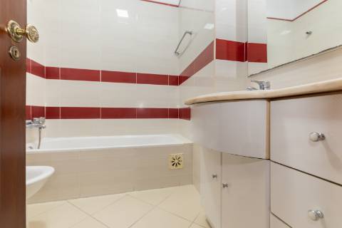 Apartamento ,T4 Bonfim ,Setubal