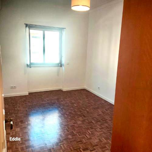 Apartamento T4, Bairro do Liceu, Setubal