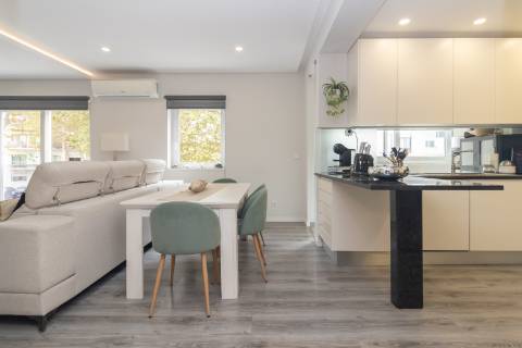 Apartamento T3, Bairro do Liceu, Setúbal