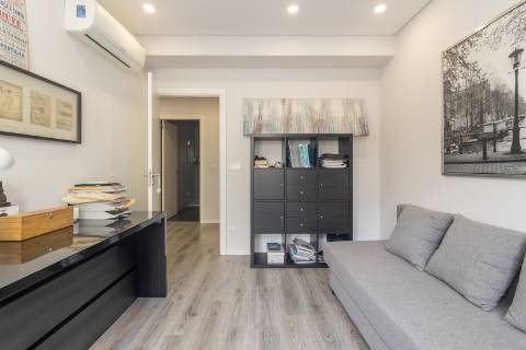 Apartamento T3, Bairro do Liceu, Setúbal