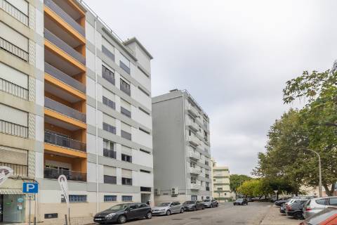 Apartamento T3, Bairro do Liceu, Setúbal