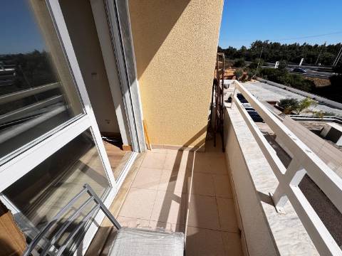 ApartamentoT3, com parqueamento Nova Azeda, Setubal