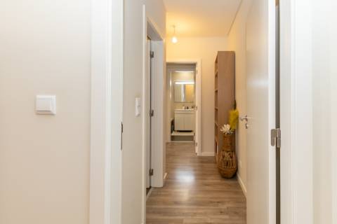 Apartamento t2 ,com parqueamento, Bairro do Liceu , Setubal