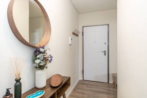 Apartamento t2 ,com parqueamento, Bairro do Liceu , Setubal