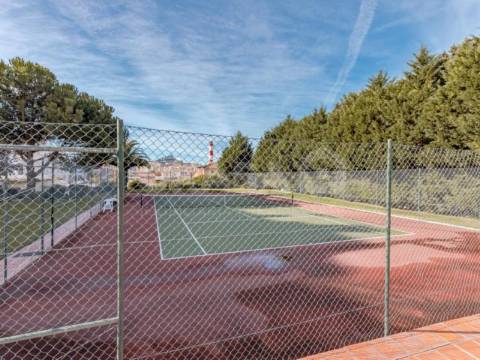 ApartamentoT3 com parqueamento, Nova Azeda , Setubal