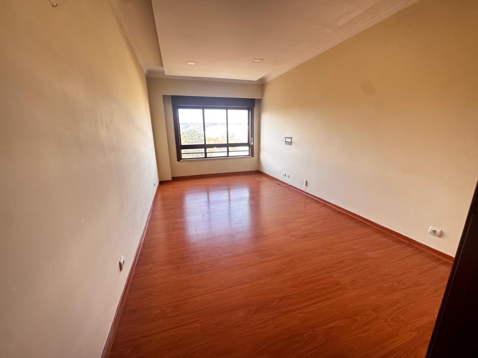 Apartamento T2, Arangues, Setubal