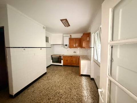 Apartamento T2,Viso, Setubal