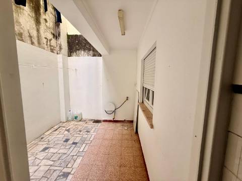Apartamento T2,Viso, Setubal