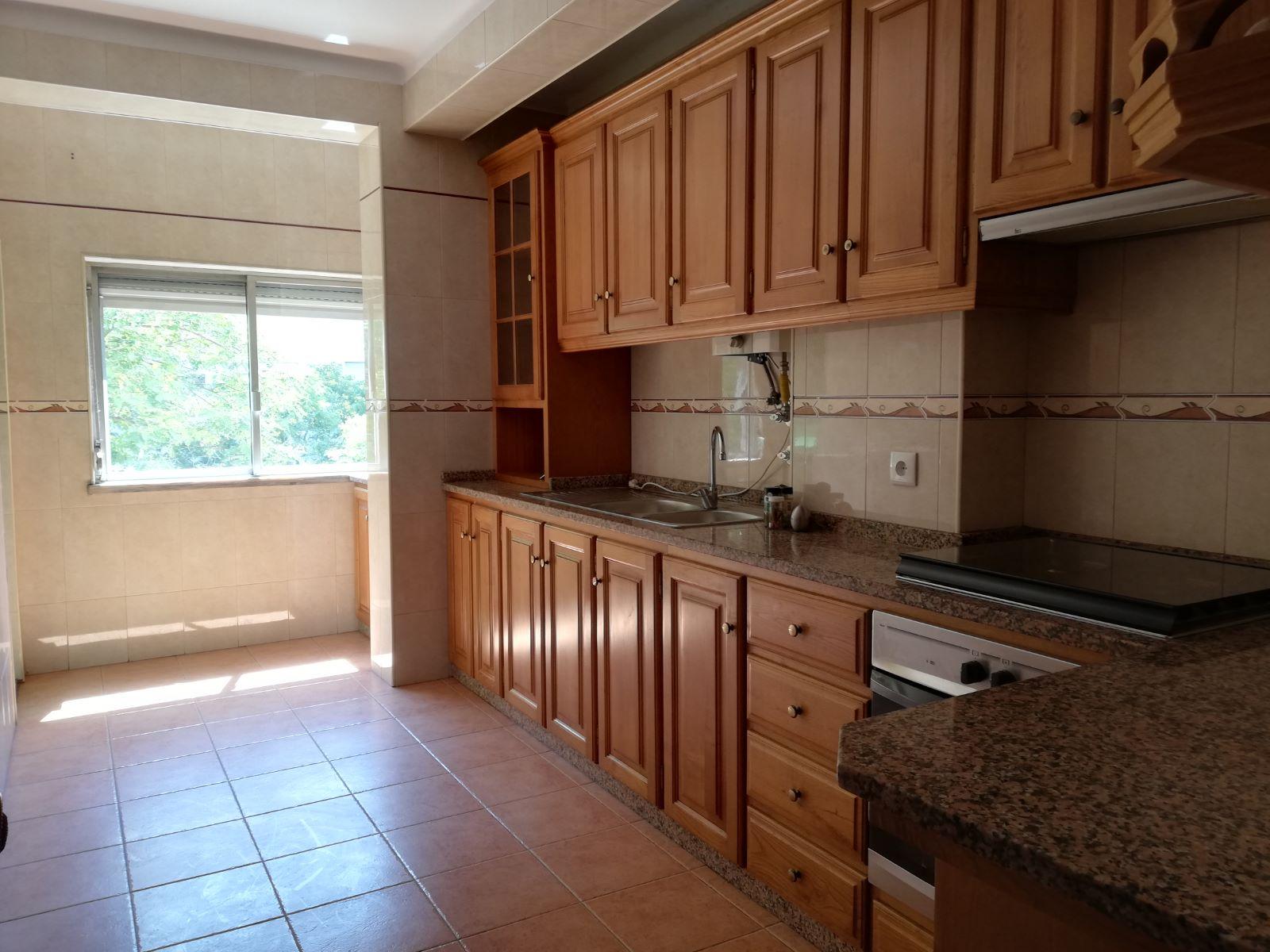 Apartamento T2, Dufa ;Setúbal
