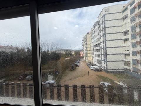 Apartamento T4, Aranguês, Setúbal