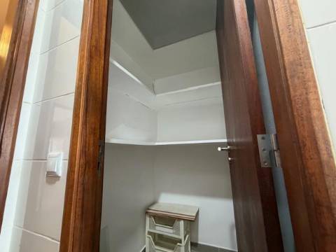 Apartamento T4, Aranguês, Setúbal