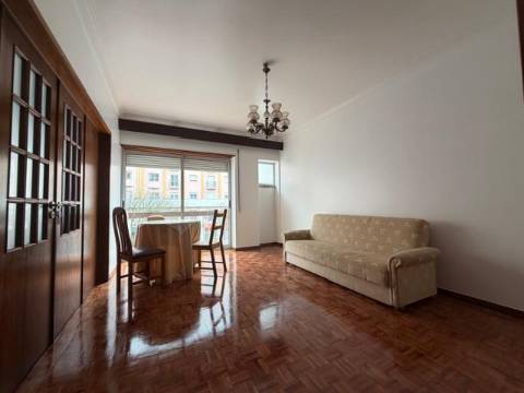Apartamento T4, Aranguês, Setúbal
