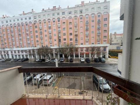 Apartamento T4, Aranguês, Setúbal