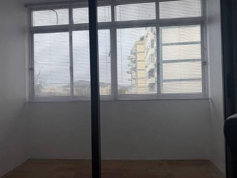 Apartamento T4, Aranguês, Setúbal