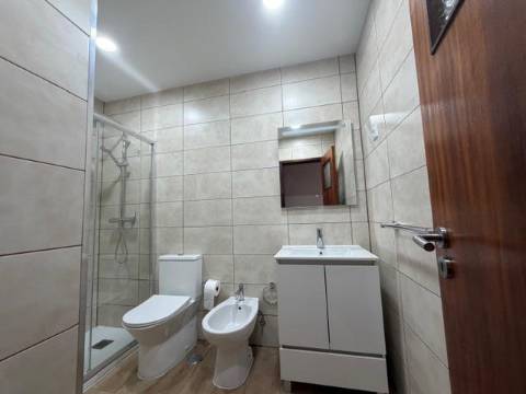 Apartamento T4, Aranguês, Setúbal