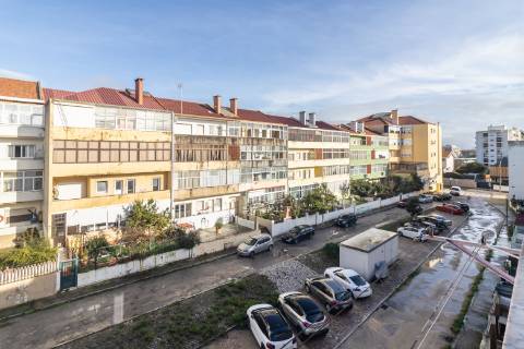 Apartamento T2+1, Bairro do Liceu, Setúbal