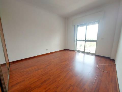 Apartamento T3, Bairro do Liceu, Setúbal