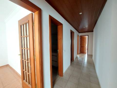 Apartamento T3, Bairro do Liceu, Setúbal