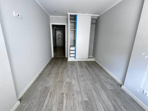 Moradia t1 ,Bairro Salgado, Setúbal