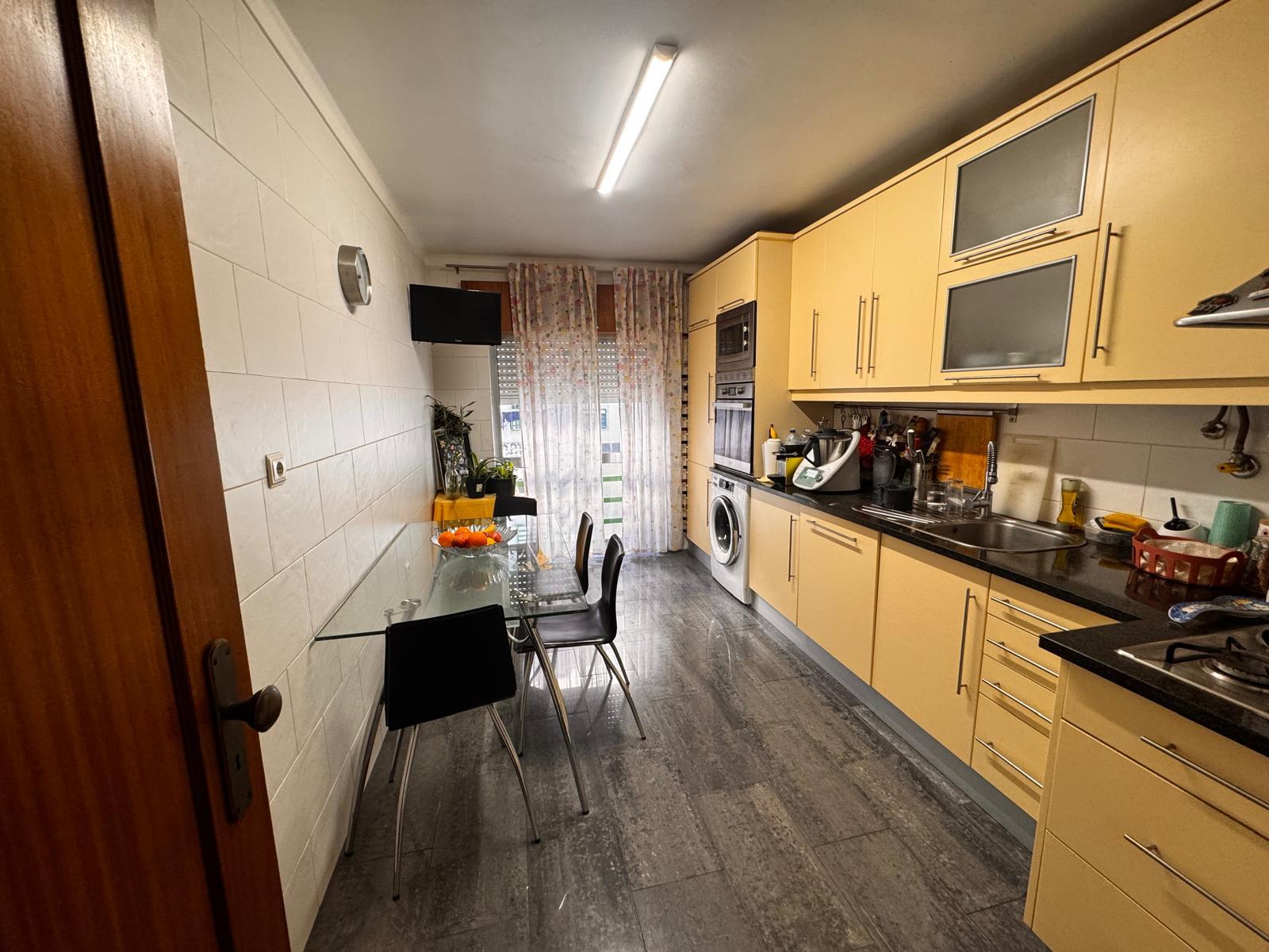 Apartamento T3, Luisa Todi, Setúbal