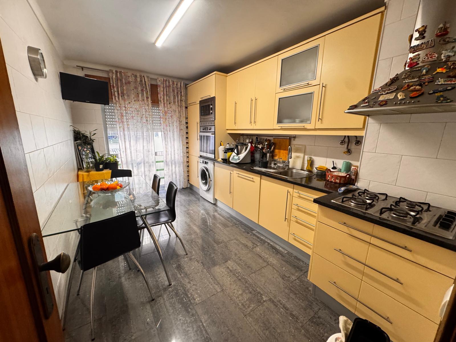 Apartamento T3, Luisa Todi, Setúbal