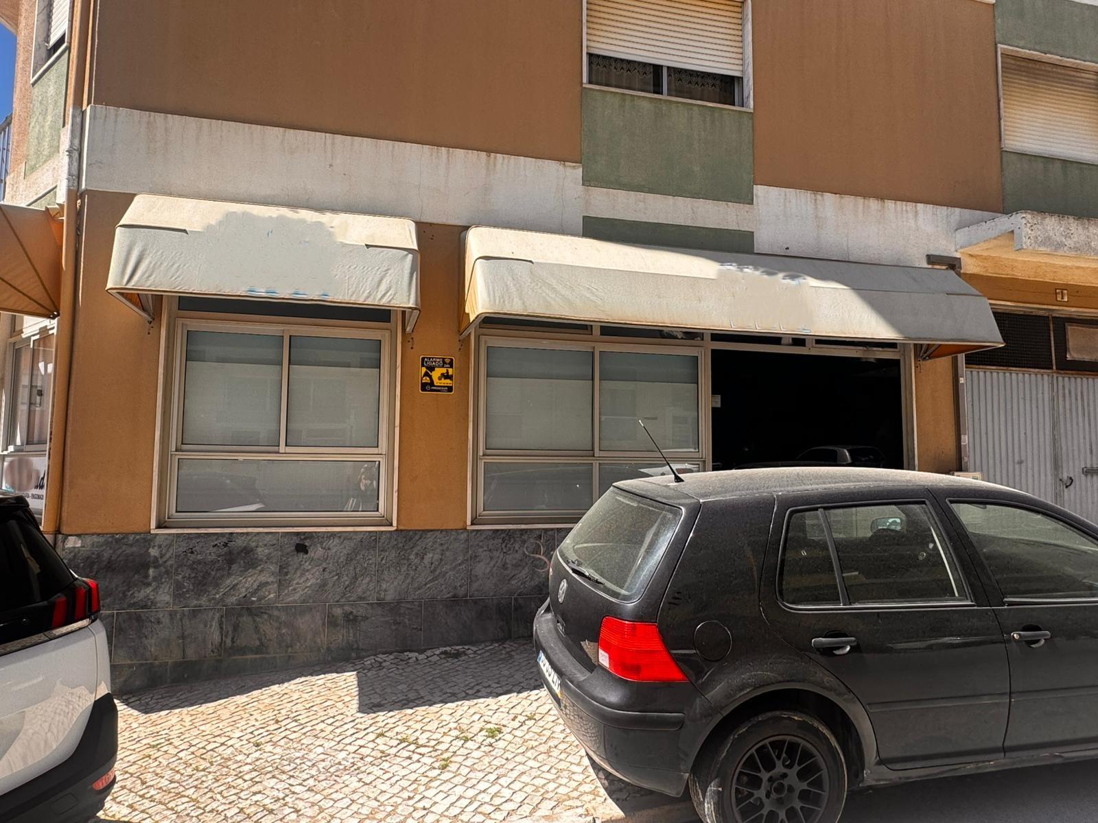 Loja, Bairro Dias ,Setubal