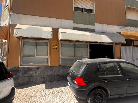 Loja, Bairro Dias ,Setubal