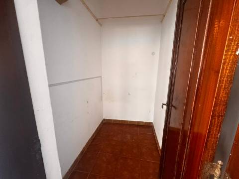 Loja, Bairro Dias ,Setubal