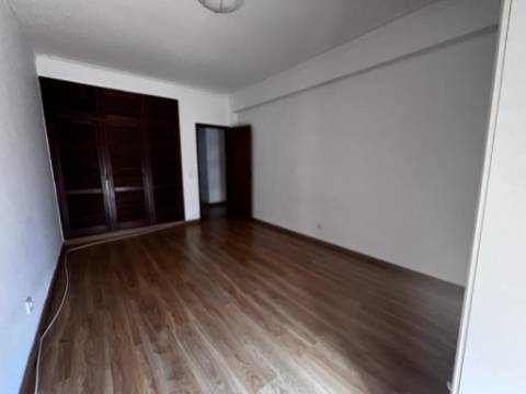Apartamento T3, vanicelos, Setúbal